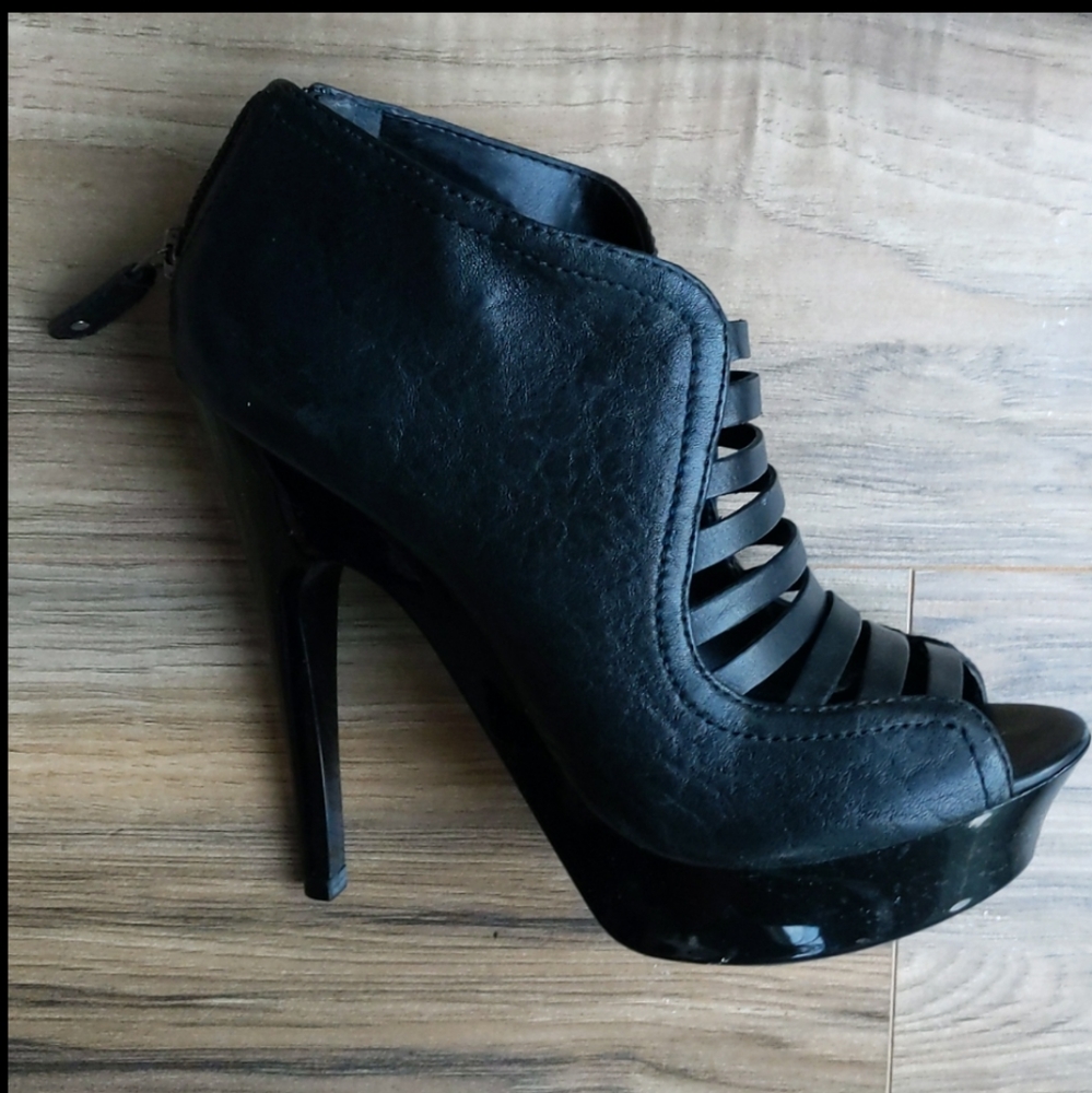 BCBGMaxAzria Black Ankle Booties